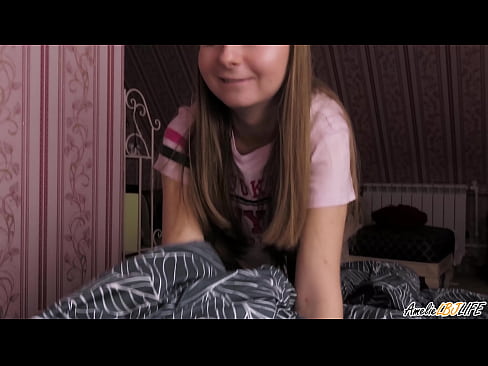 ❤️ Bidh Blondie a’ tarraing a BFF gu domhainn agus a’ faighinn cum na beul ☑ Pornografach aig gd.kassa-standupbar.ru ❤
